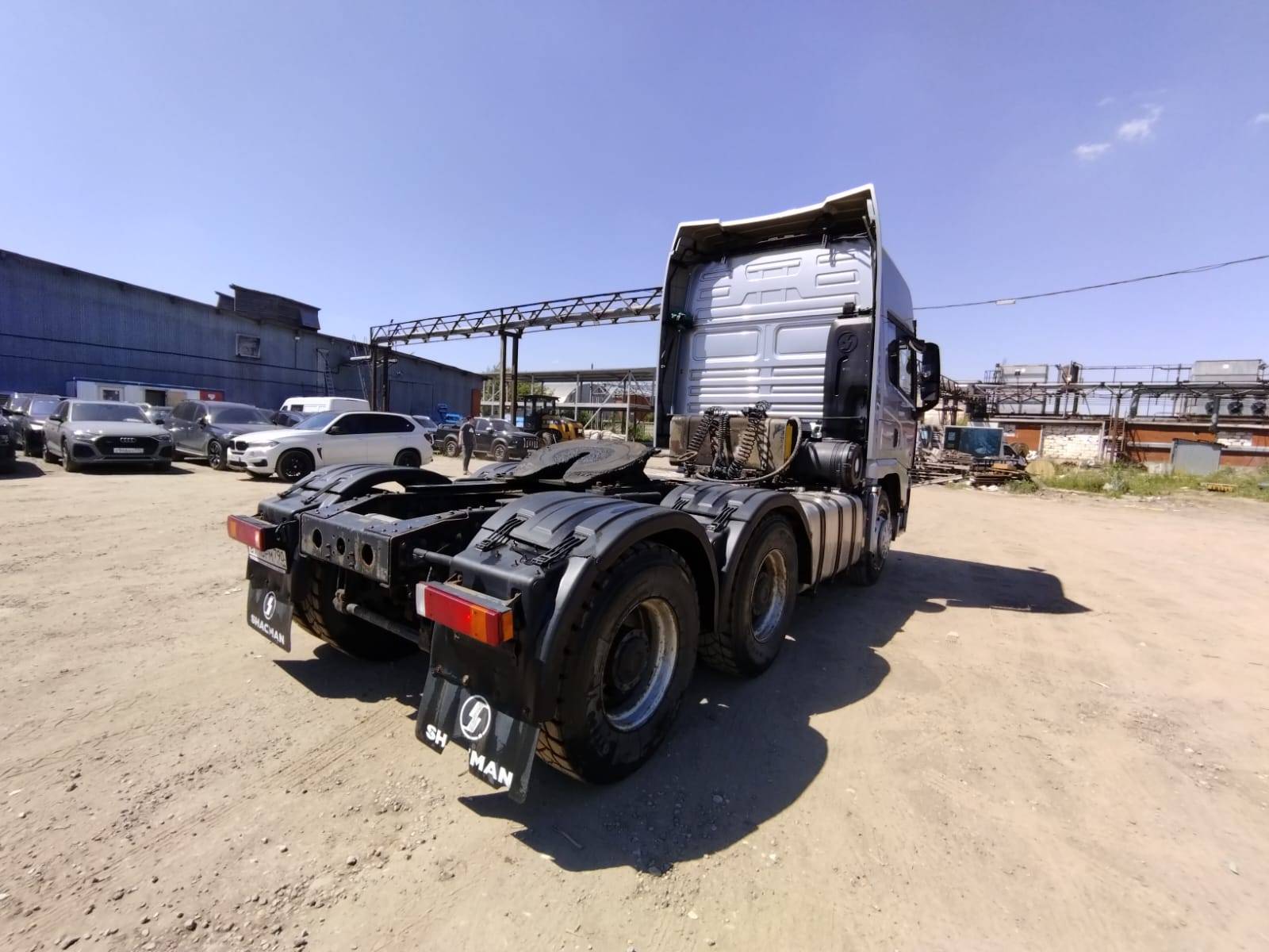 Shacman SX42584W324C,  162 791 км, 2023 года в лизинг
