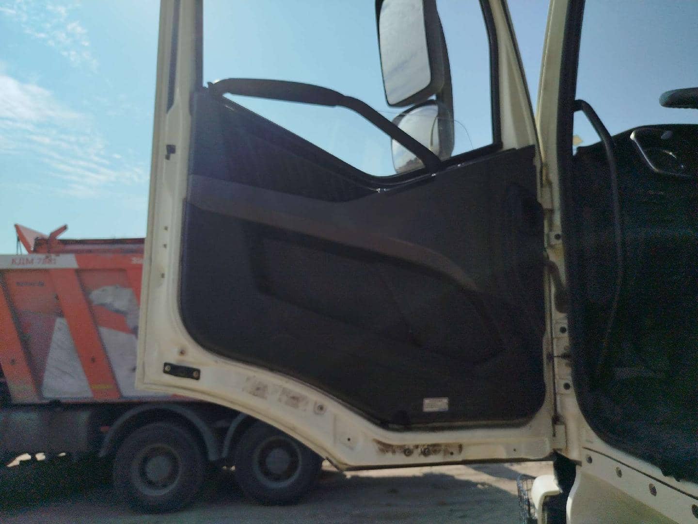FAW CA3250P66K24L1TE5 6x6,  111 291 км, 2023 года в лизинг