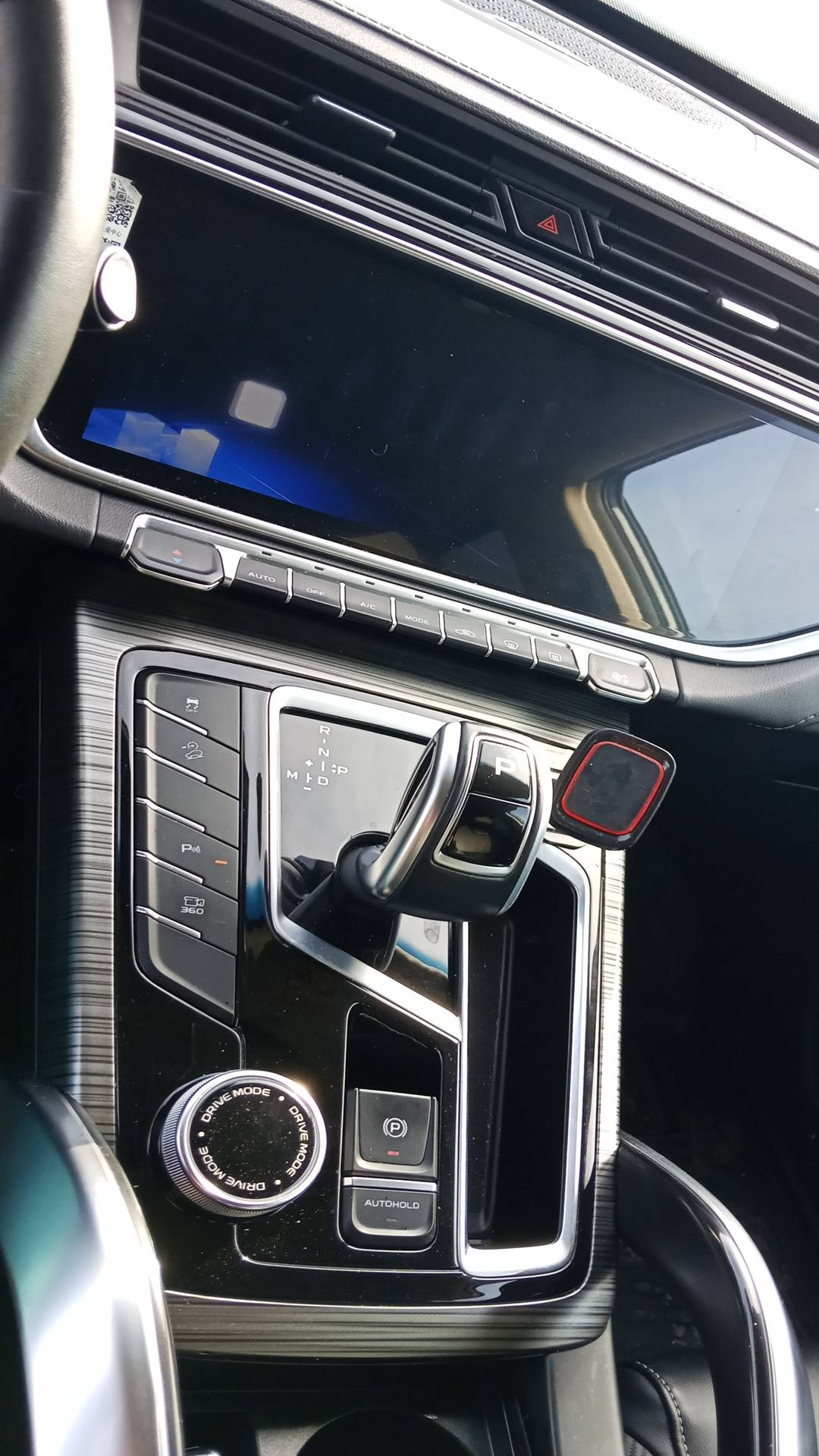 Geely Atlas Pro,  114 011 км, 2024 года в лизинг