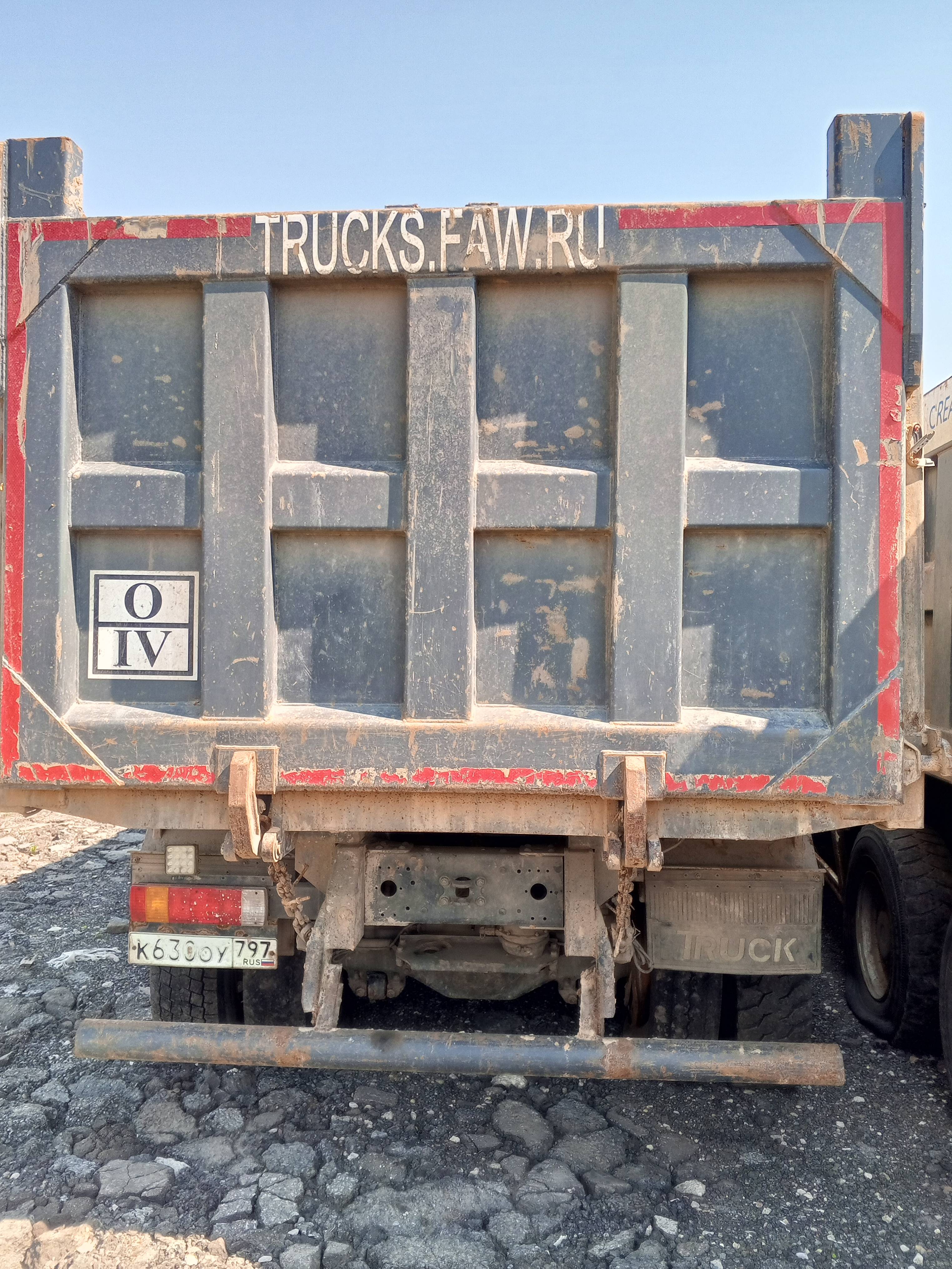 FAW CA3250P66K24T1E5 6х4,  166 575 км, 2023 года в лизинг