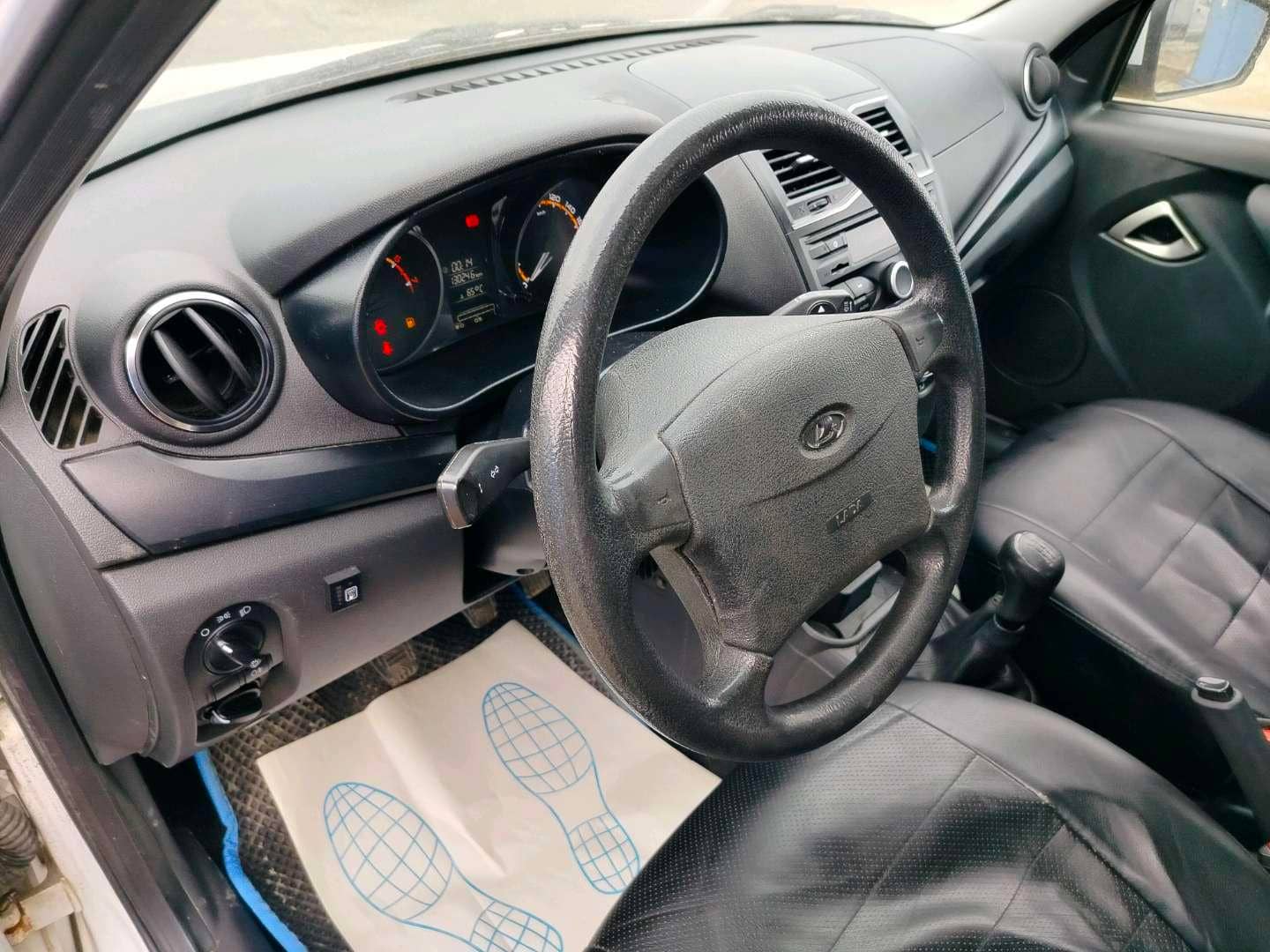 Lada Granta лифтбек,  130 246 км, 2023 года в лизинг