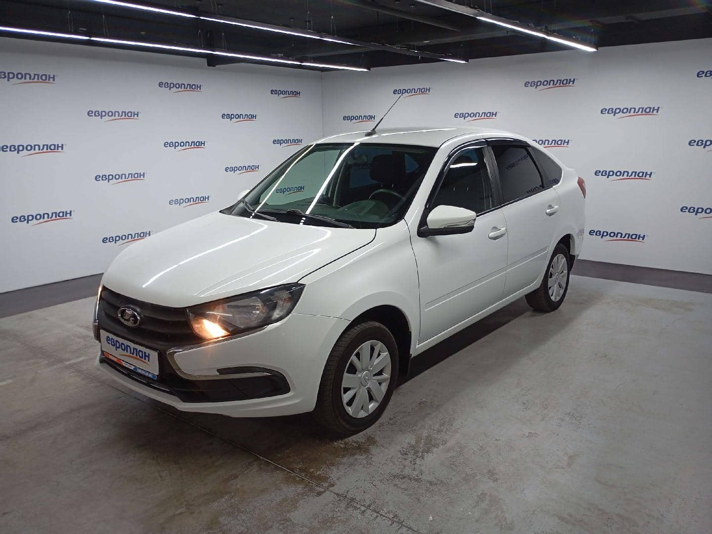 Lada Granta лифтбек