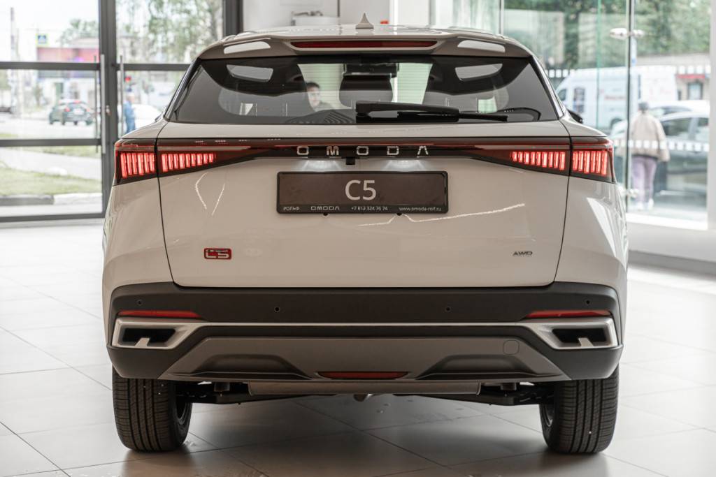 OMODA C5 1.6T DCT Supreme 4WD (2-tone) FL