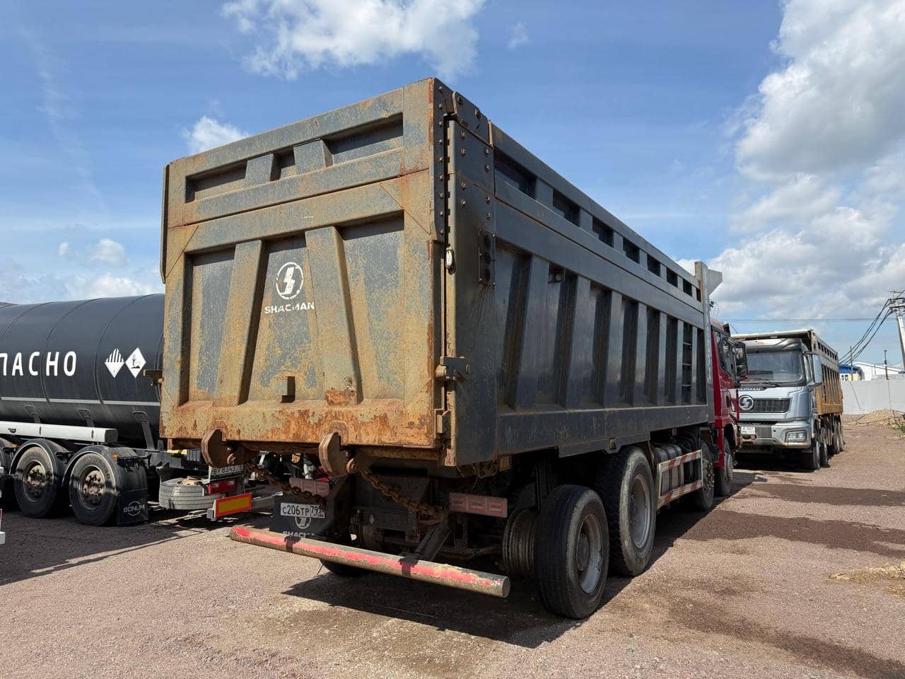Shacman SX331863366,  112 000 км, 2023 года в лизинг