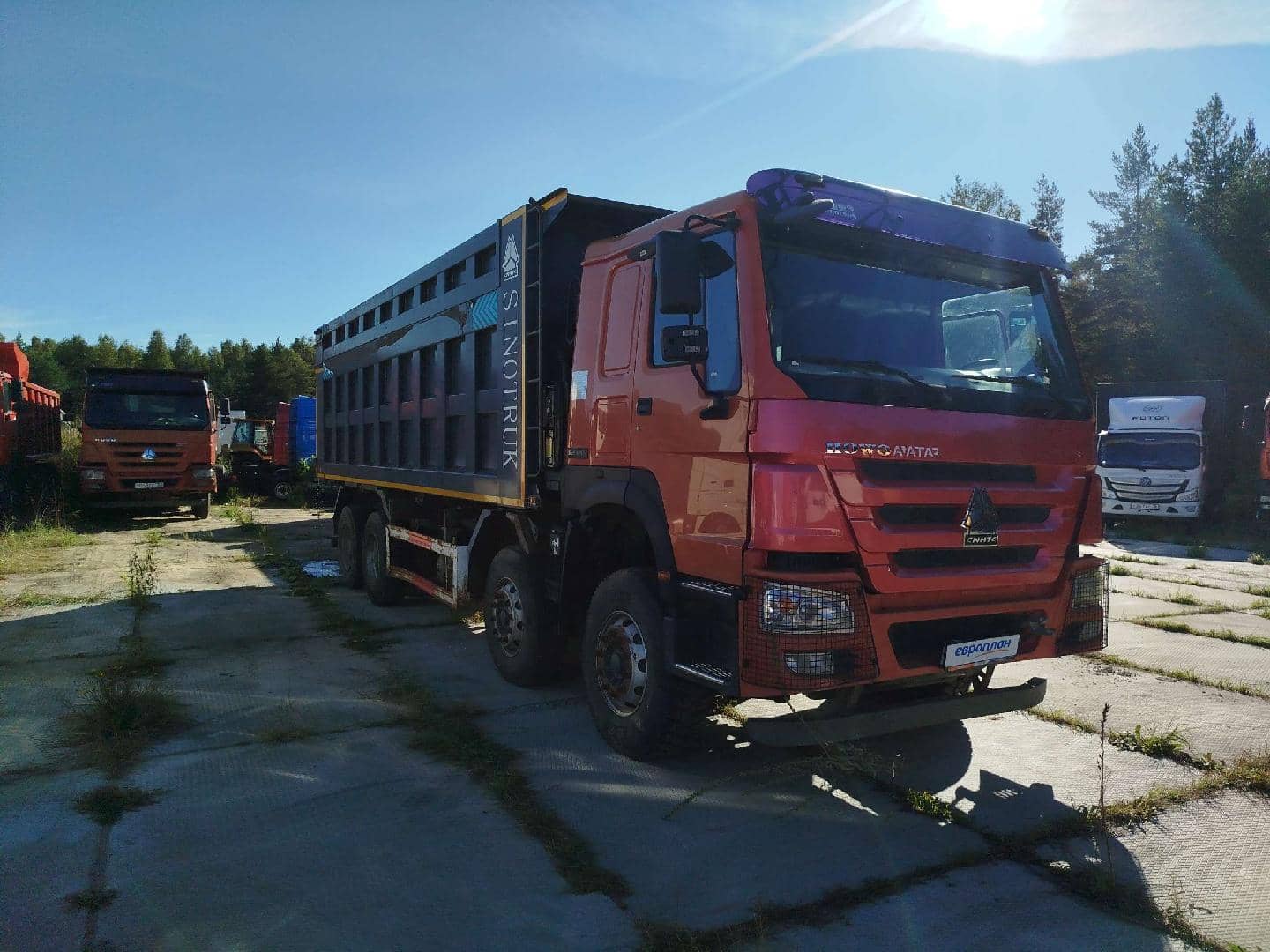HOWO ZZ3407S3867Е 8х4,  200 773 км, 2021 года в лизинг