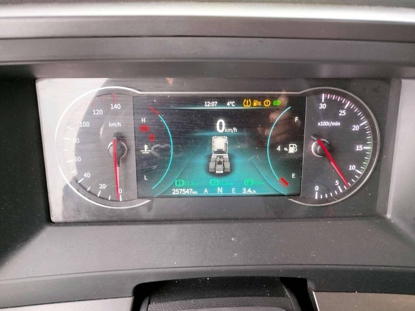 DongFeng DFH4186 (KX),  257 547 км, 2023 года в лизинг