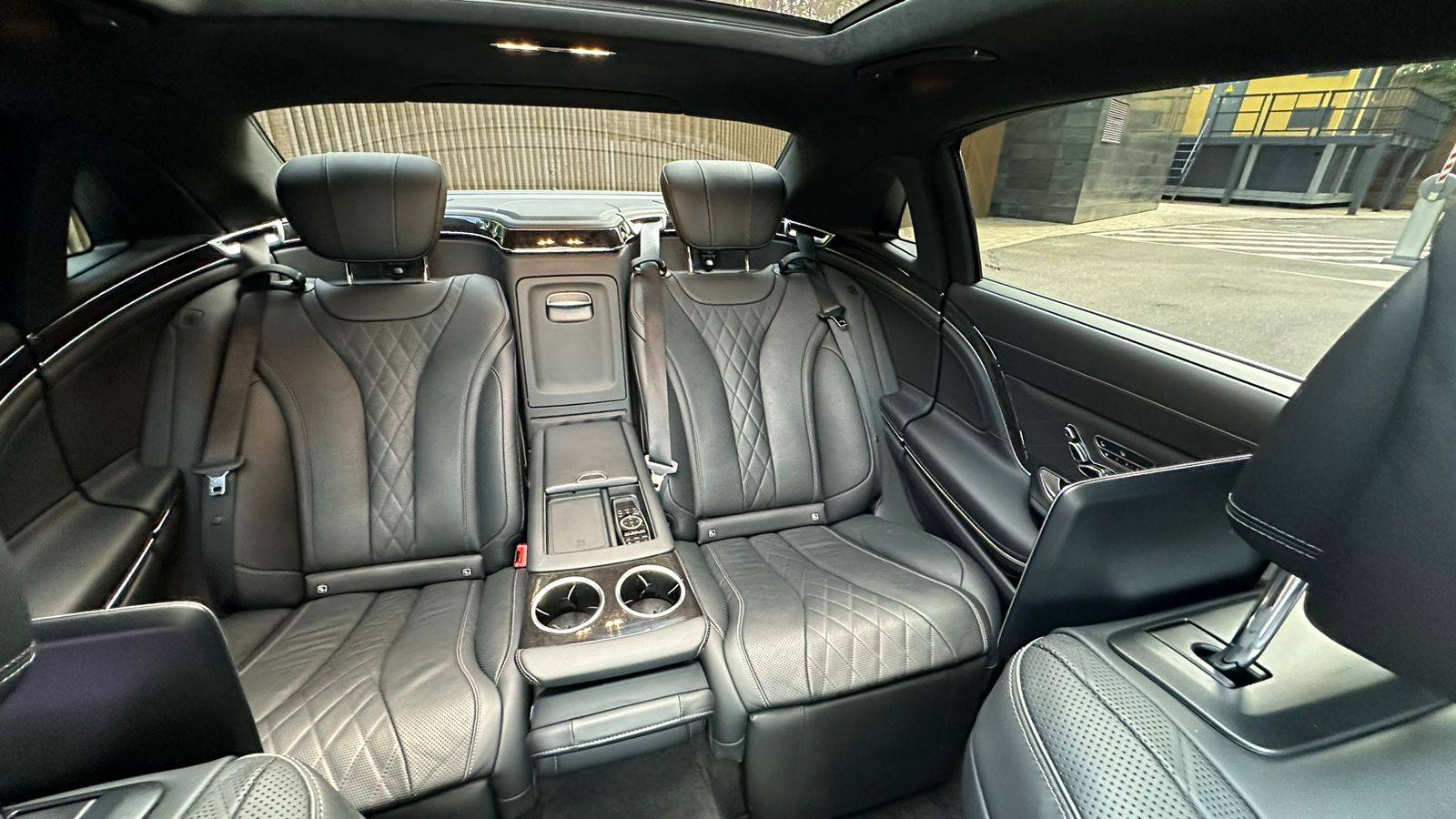 Mercedes-Benz S седан,  101 342 км, 2019 года в лизинг