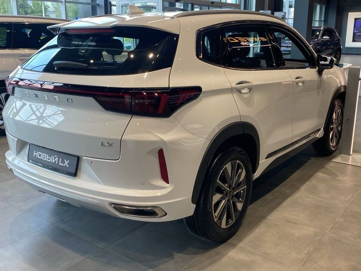 EXEED LX Business 1.5T CVT 2WD