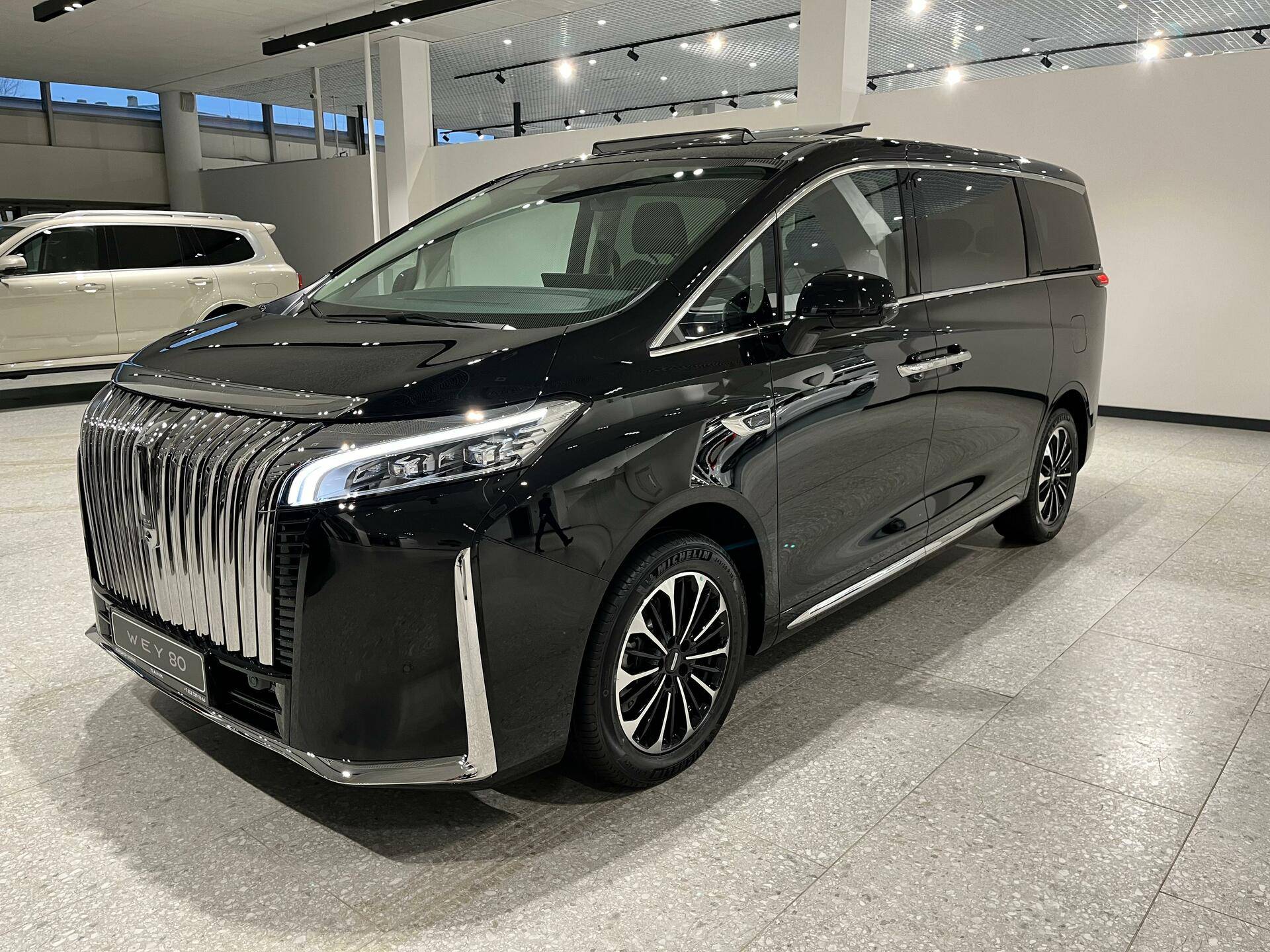 Wey 80 PHEV 1.5 T DHT 4WD Premium