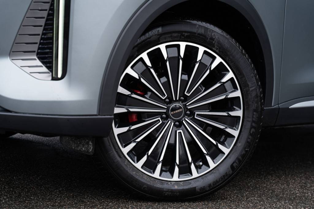 EXEED RX Urban 2.0 TGDI DCT7 AWD