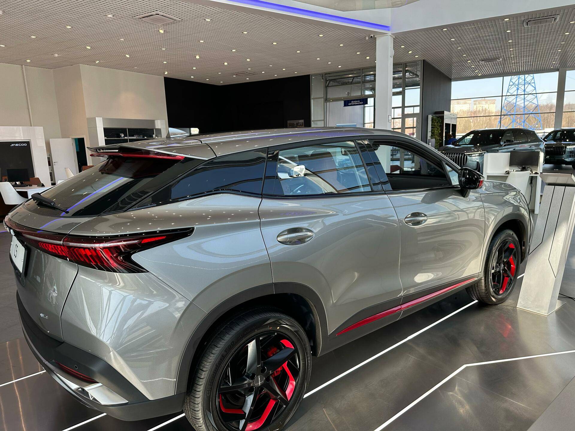 OMODA C5 Supreme 1.6 DCT AWD