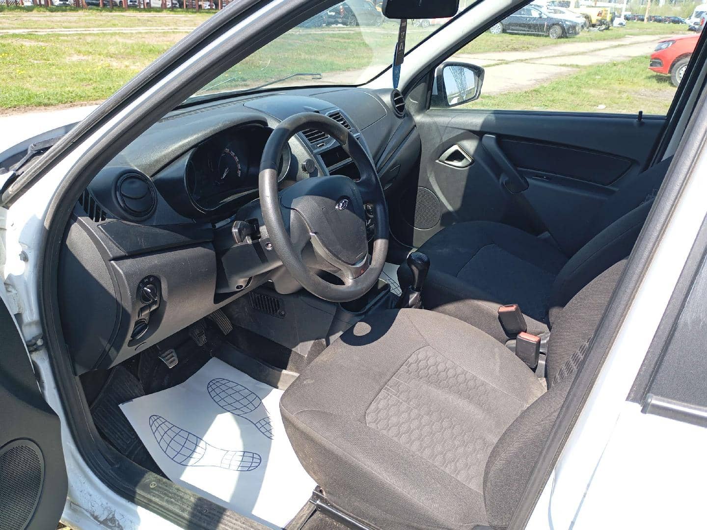 Lada Granta седан,  129 817 км, 2023 года в лизинг