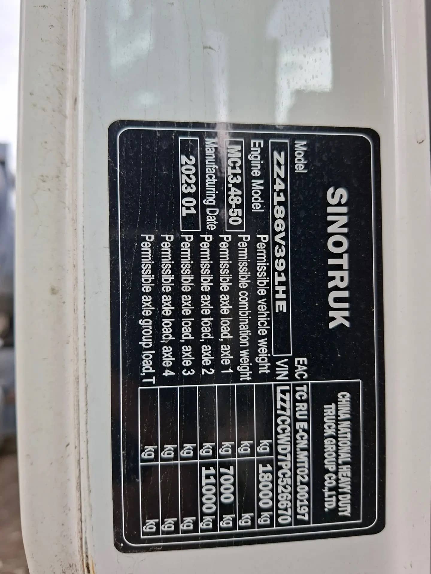 Sitrak ZZ4186V391HE,  336 442 км, 2023 года в лизинг