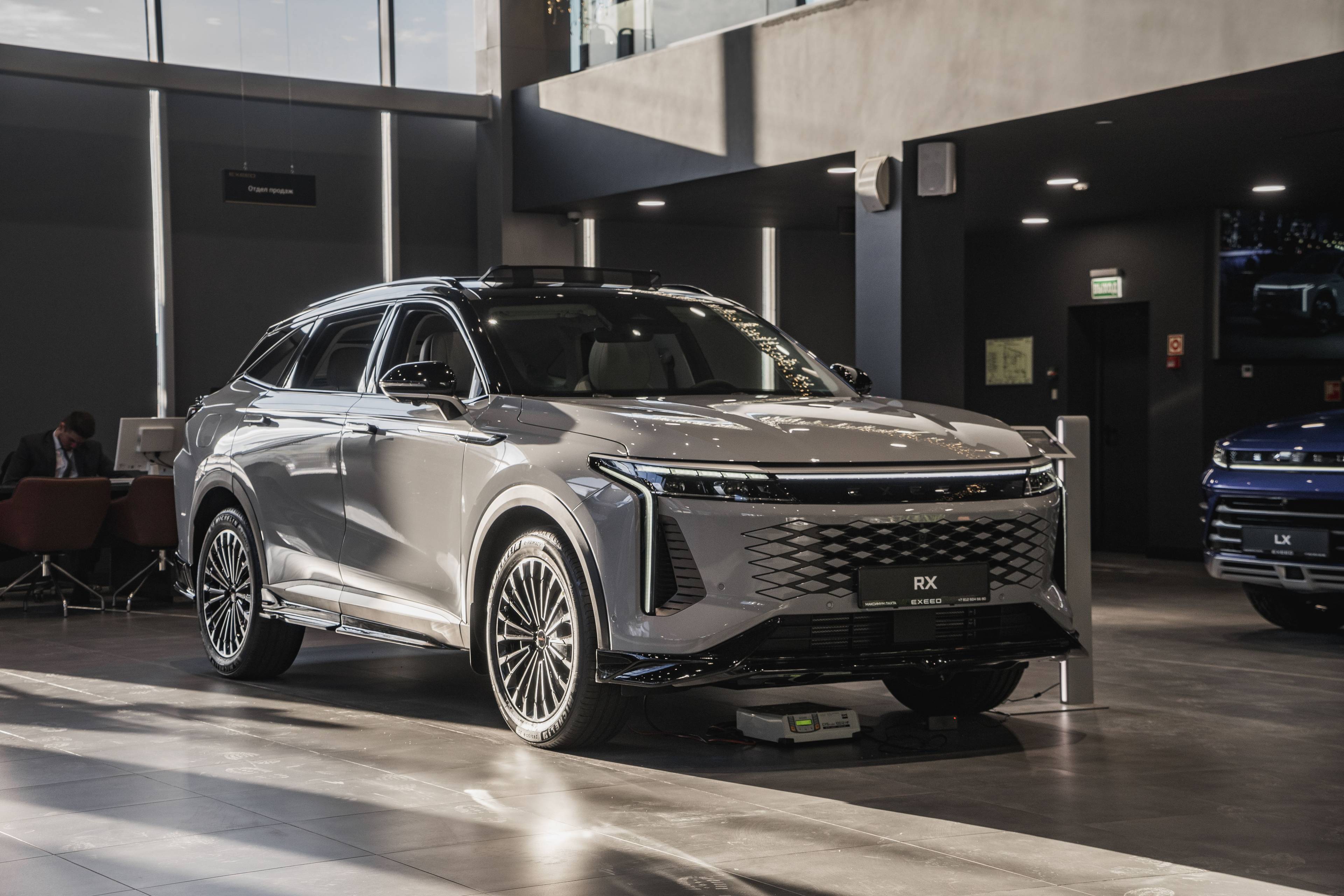 EXEED RX Премиум 2.0Т АТ полный привод (Premium)