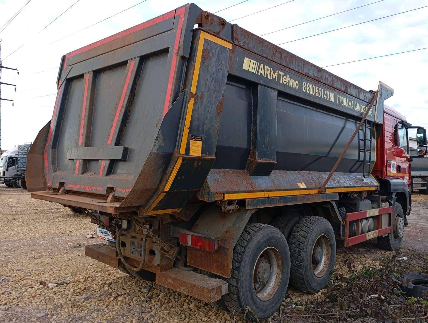 HOWO ZZ3256V384GE 6x4,  111 208 км, 2023 года в лизинг