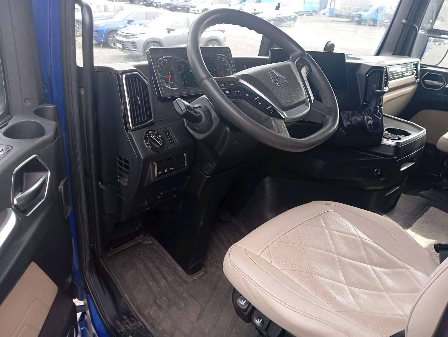 Sitrak C7H MAX ZZ4186V391HE,  562 039 км, 2023 года в лизинг
