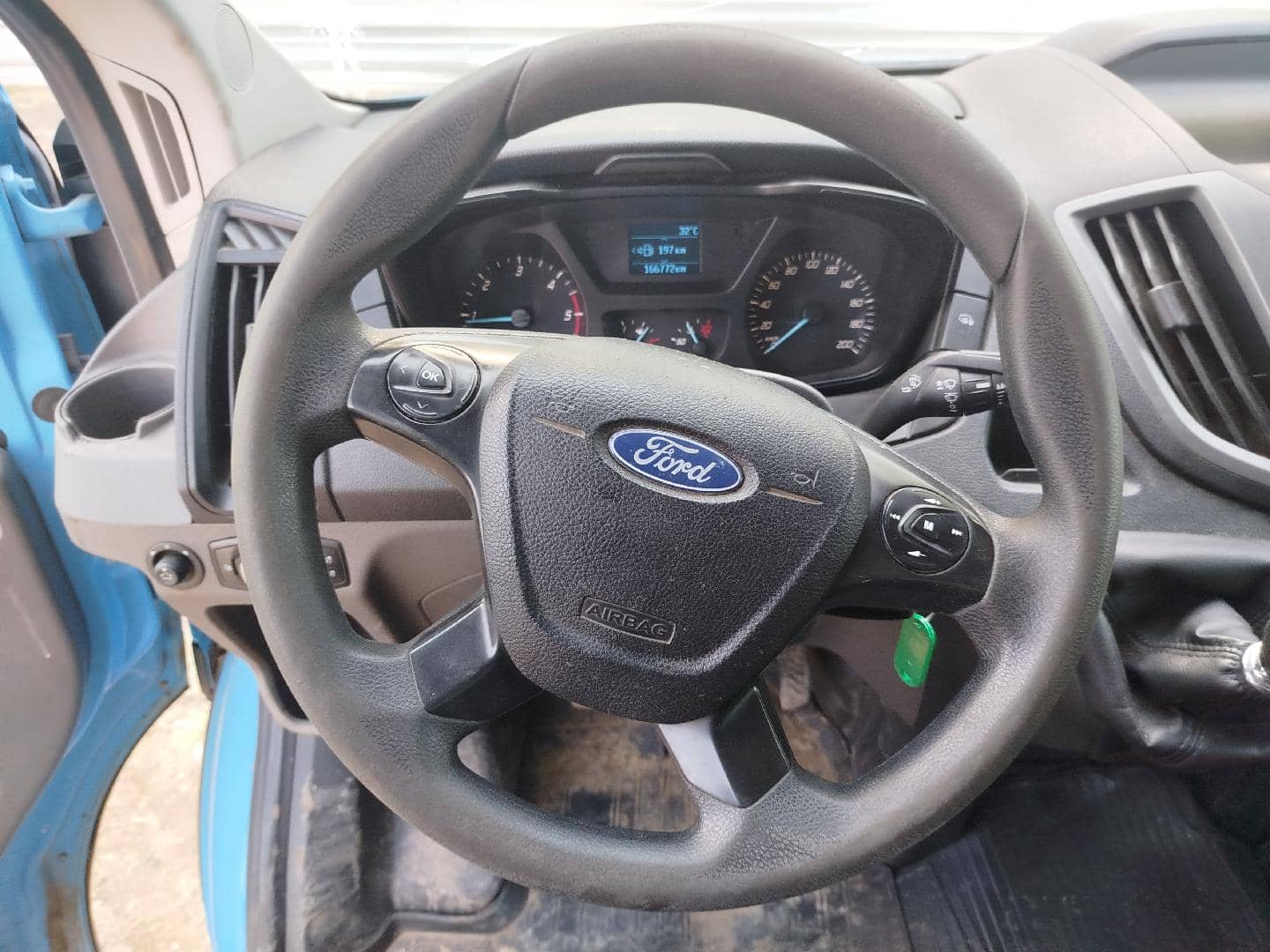 Ford Transit Chassis Cab Base 470E L4H1 2.2TDi 155hp 6MT RWD,  166 772 км, 2021 года в лизинг
