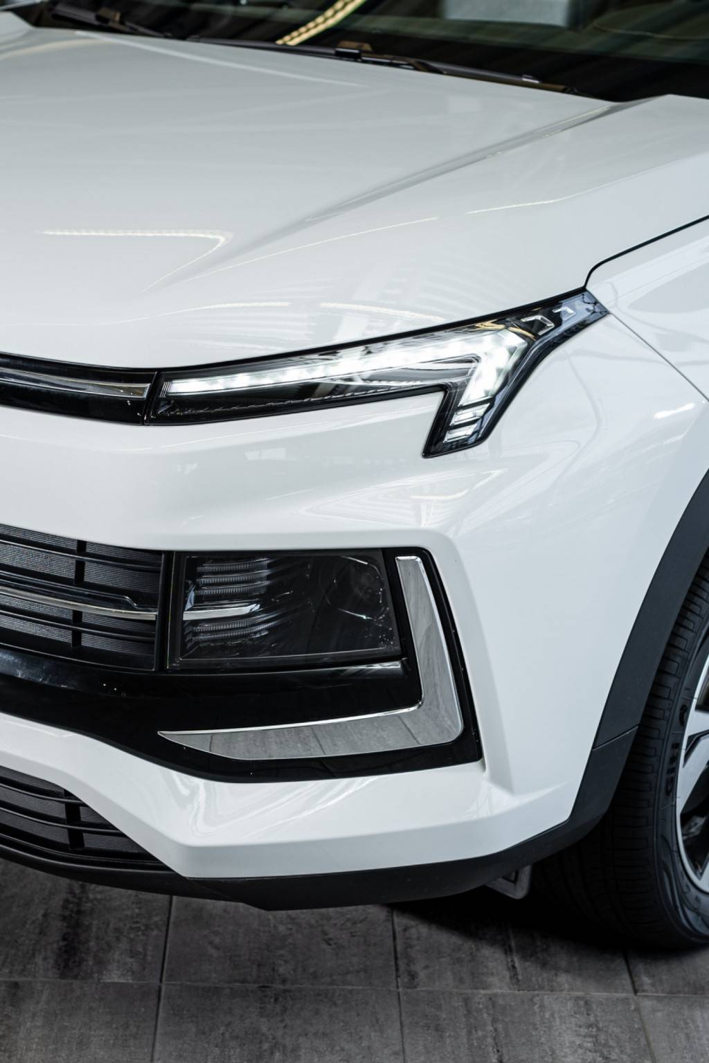 Москвич 3 Комфорт 1.5Т CVT