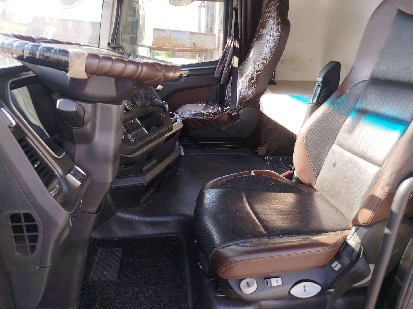 FAW CA4180P77K25E5 4x2,  939 000 км, 2023 года в лизинг