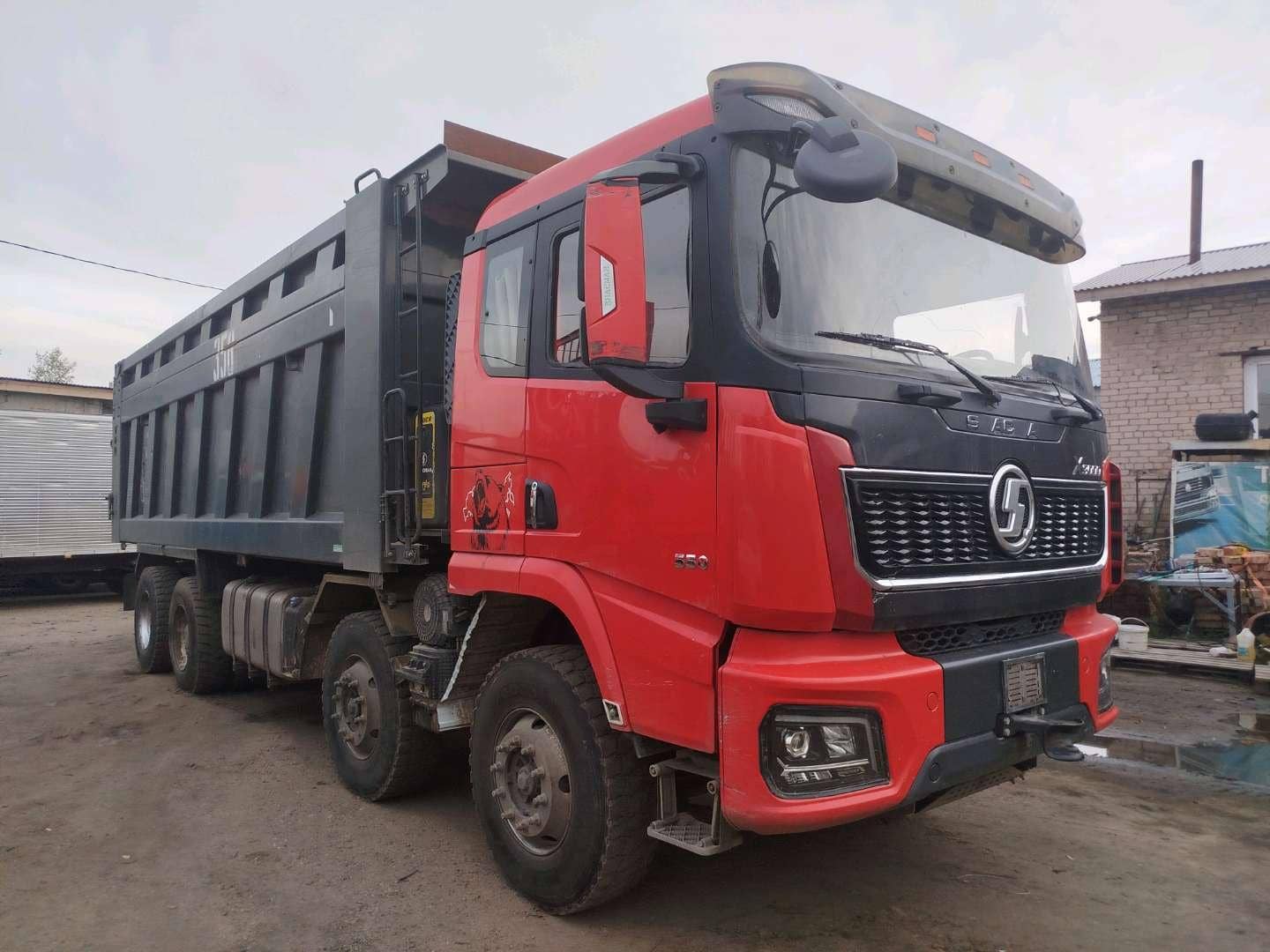 Shacman SX331863366,  172 319 км, 2024 года в лизинг