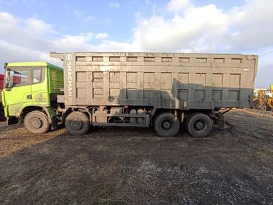Shacman SX33186T366