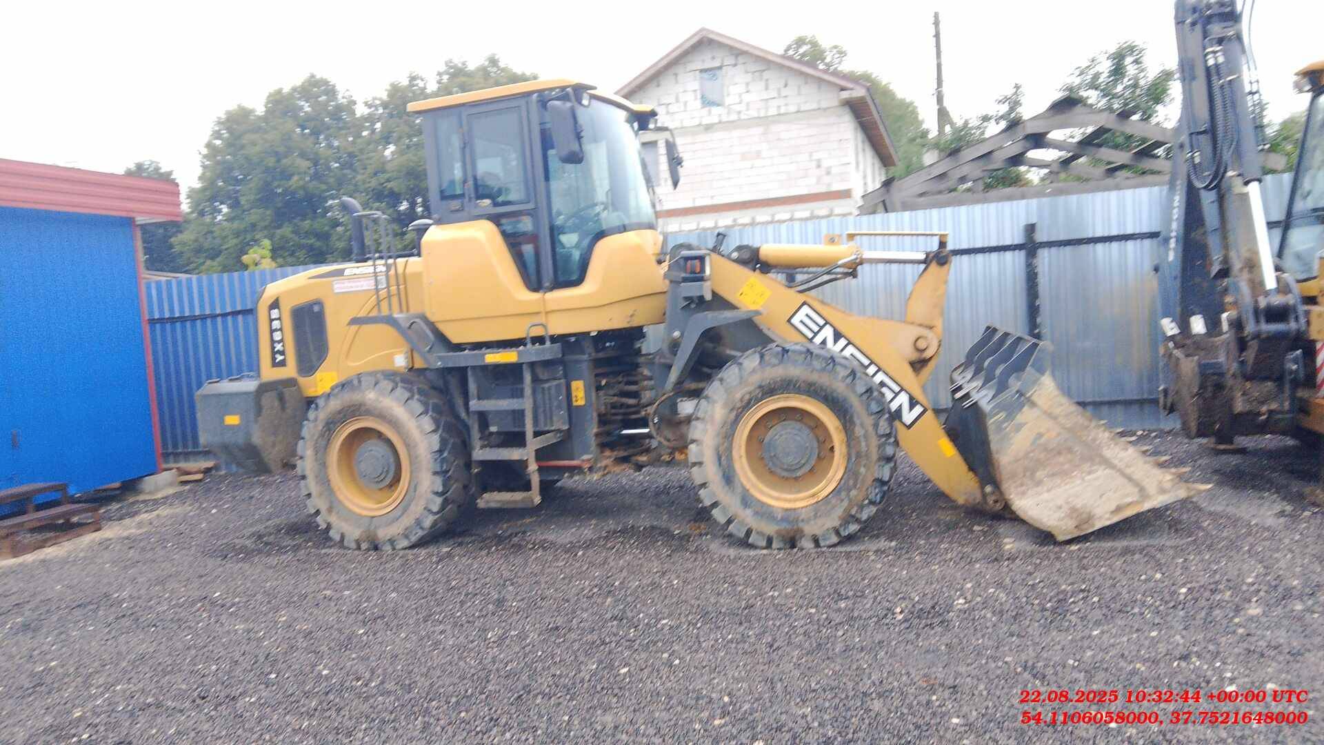 Ensign YX635,  18 977 км, 2022 года в лизинг