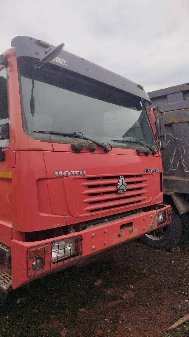 HOWO ZZ3327S3857E 6х6,  60 826 км, 2022 года в лизинг