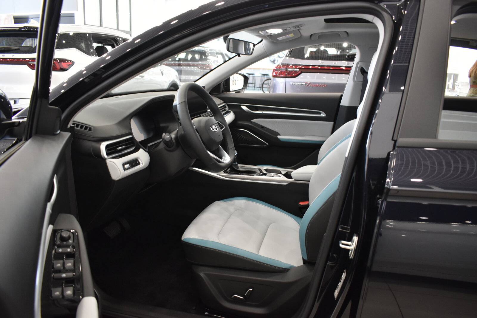 Geely Emgrand Luxury 1.5 AT