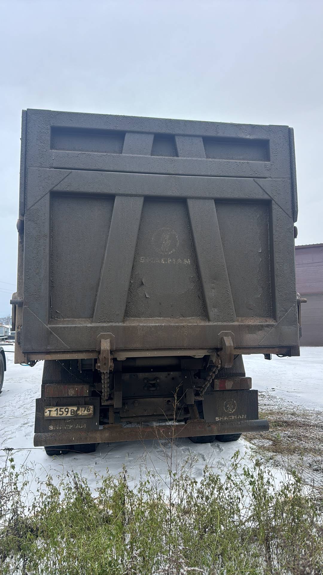 Shacman SX33186W366C,  128 683 км, 2023 года