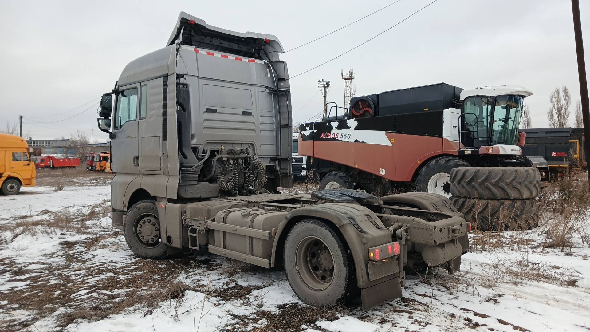 Sitrak C7H MAX ZZ4186V391HE,  297 622 км, 2023 года в лизинг