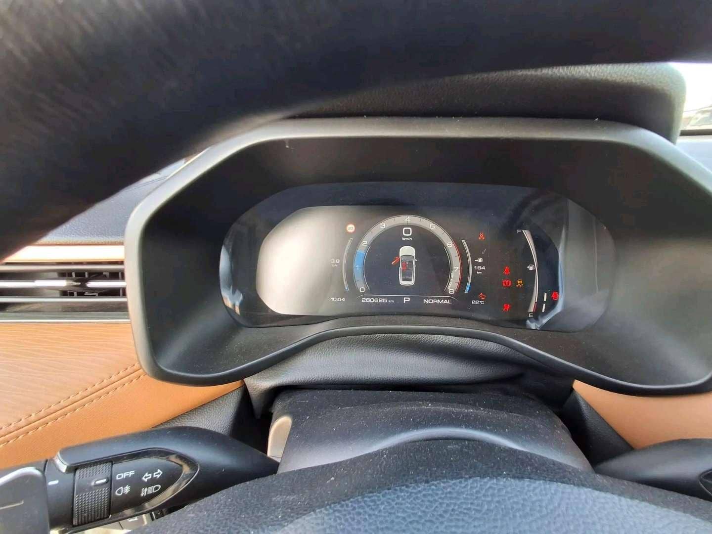 Haval Jolion,  260 619 км, 2023 года в лизинг