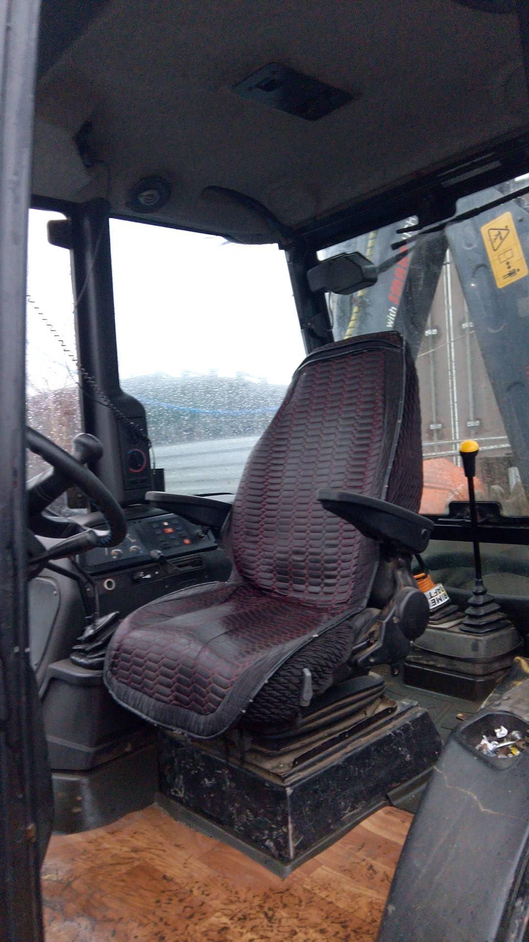 TEREX TLB 825-RM,  10 км, 2013 года в лизинг