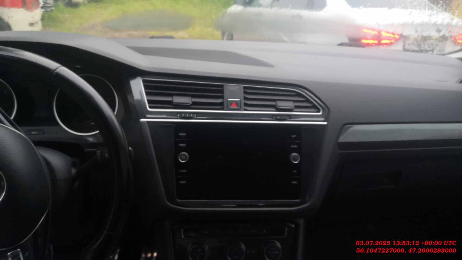 Volkswagen Tiguan,  164 741 км, 2018 года