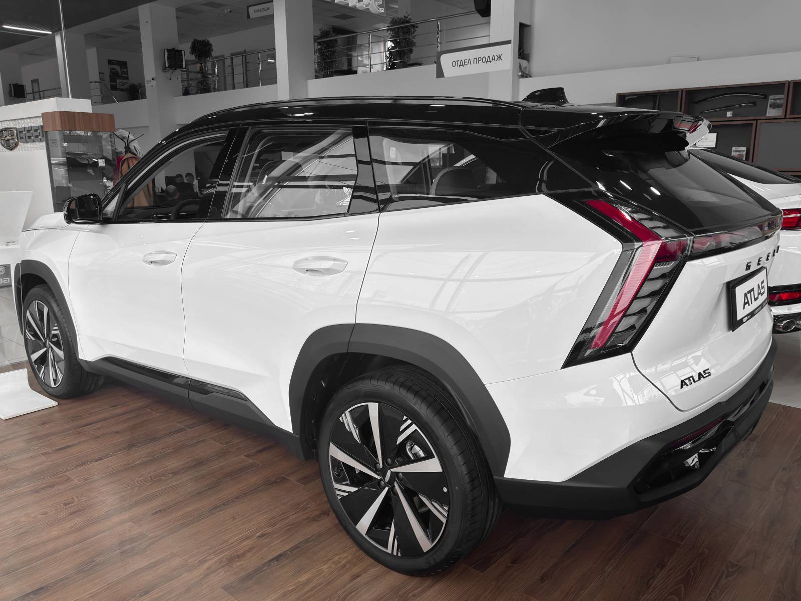 Geely Atlas Flagship Sport 2.0T 7DCT 2WD