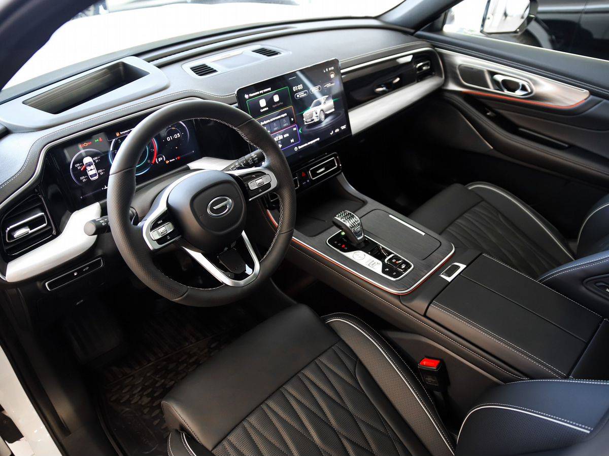 GAC GS8 GX Premium 2.0 8AT 4WD