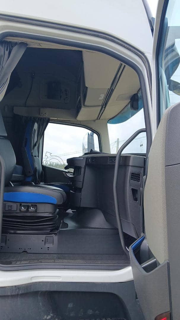 Volvo FH 460 4x2 (FH Globetrotter),  607 654 км, 2022 года в лизинг