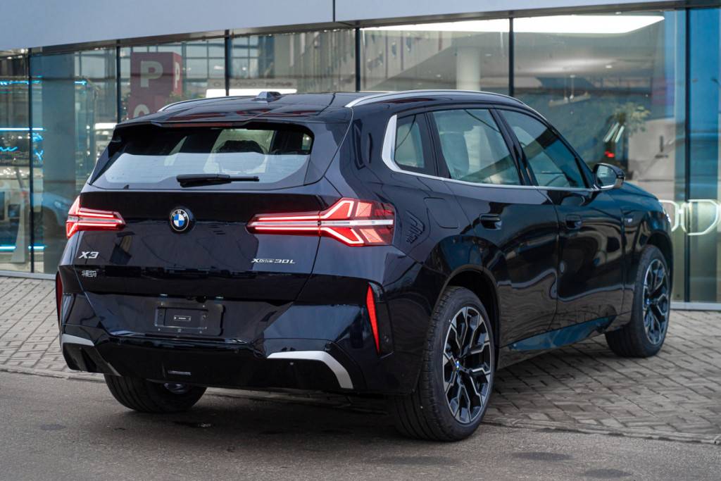 BMW X3 xDrive30L AT Leading M Sport