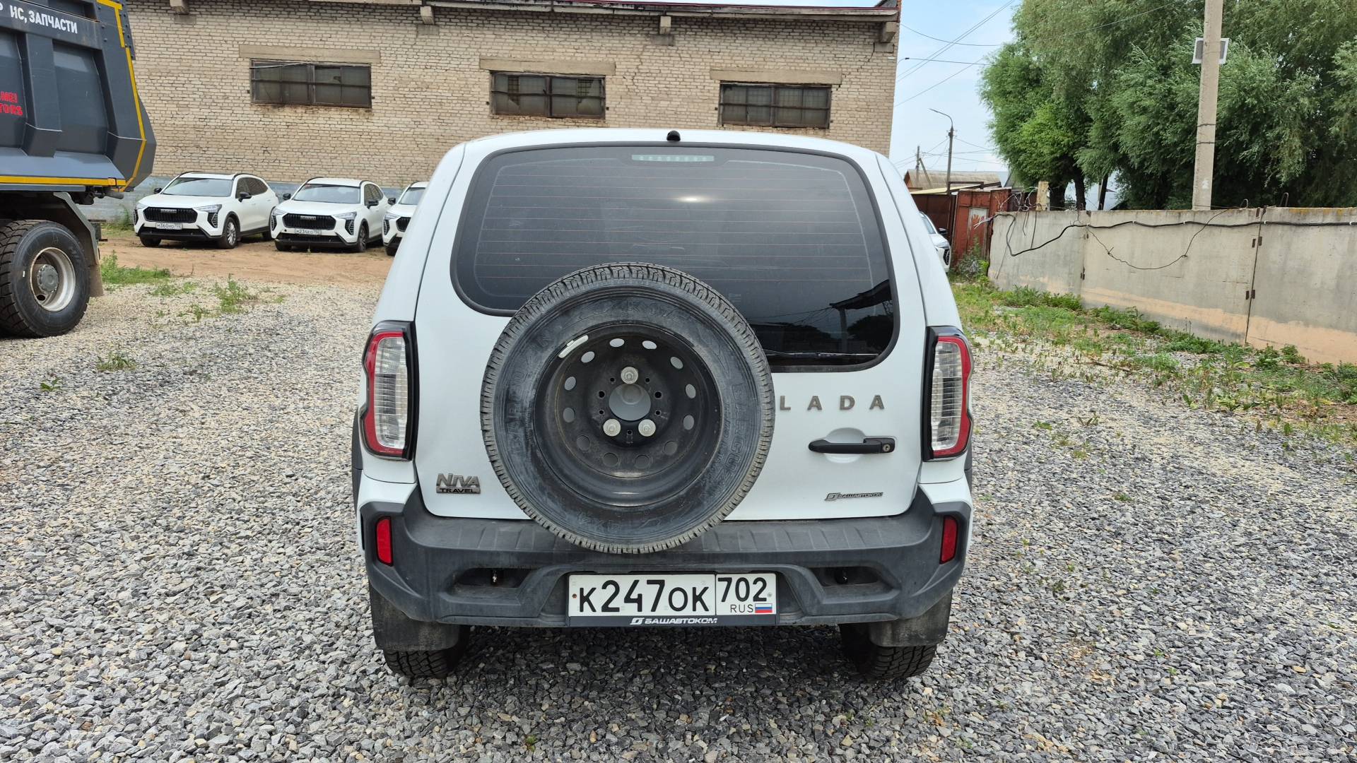 Lada Niva Travel,  3 541 км, 2023 года в лизинг