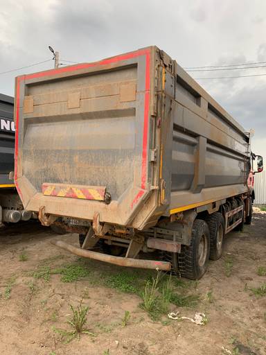 HOWO ZZ3317V386GE1 8х4