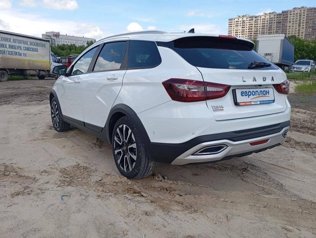 Lada Vesta универсал Кросс,  51 588 км, 2024 года в лизинг