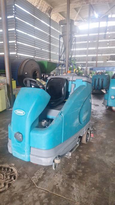 Tennant T16 90D уборочная машина
