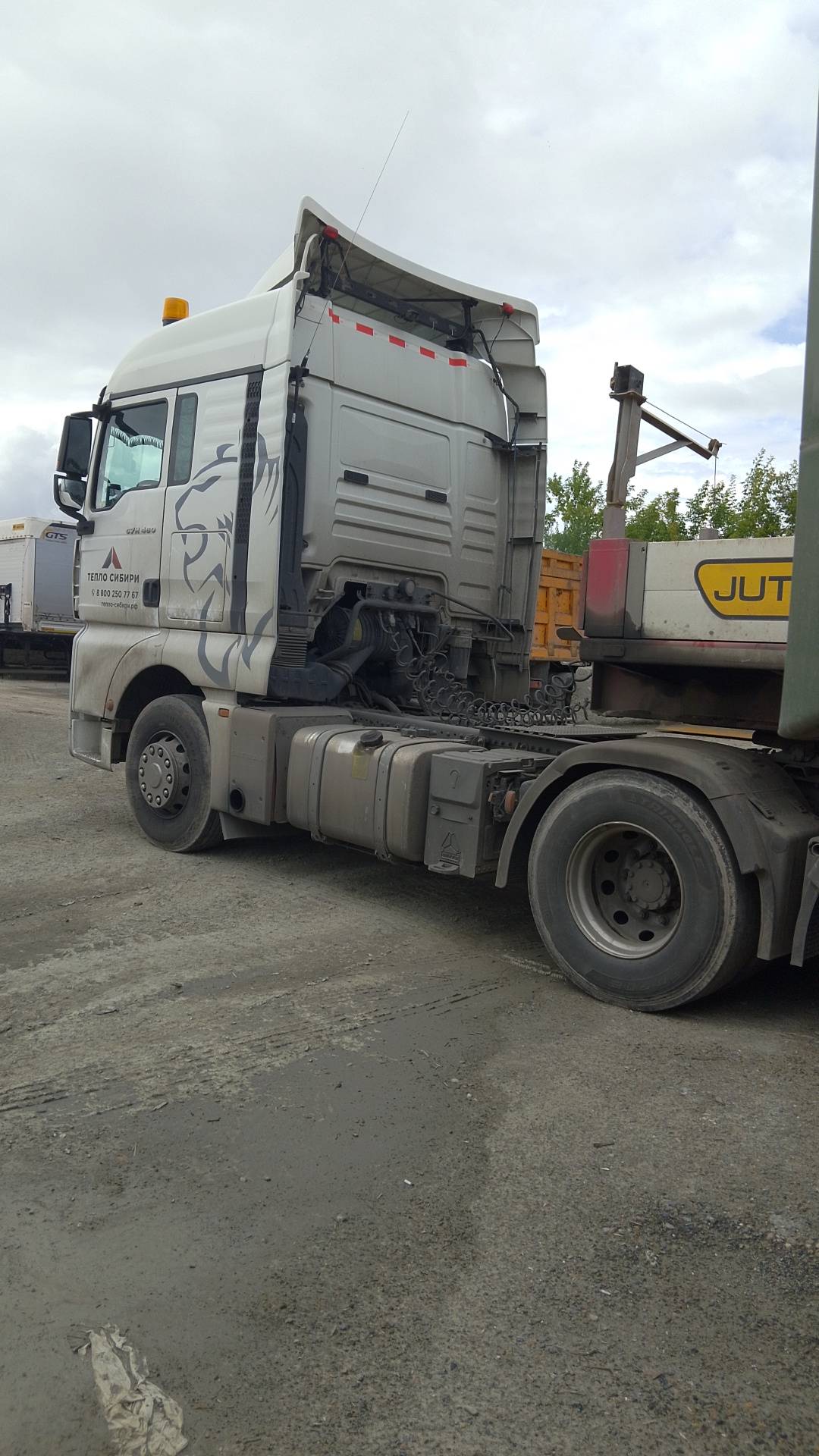 Sitrak ZZ4256V363HE1 6×2,  301 405 км, 2023 года в лизинг