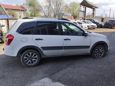 Lada Granta Cross