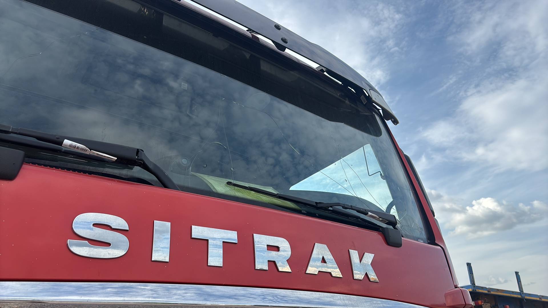Sitrak ZZ3316V386ME,  143 875 км, 2023 года в лизинг