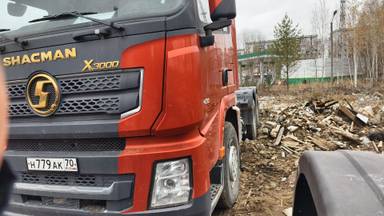 Shacman SX42584V324