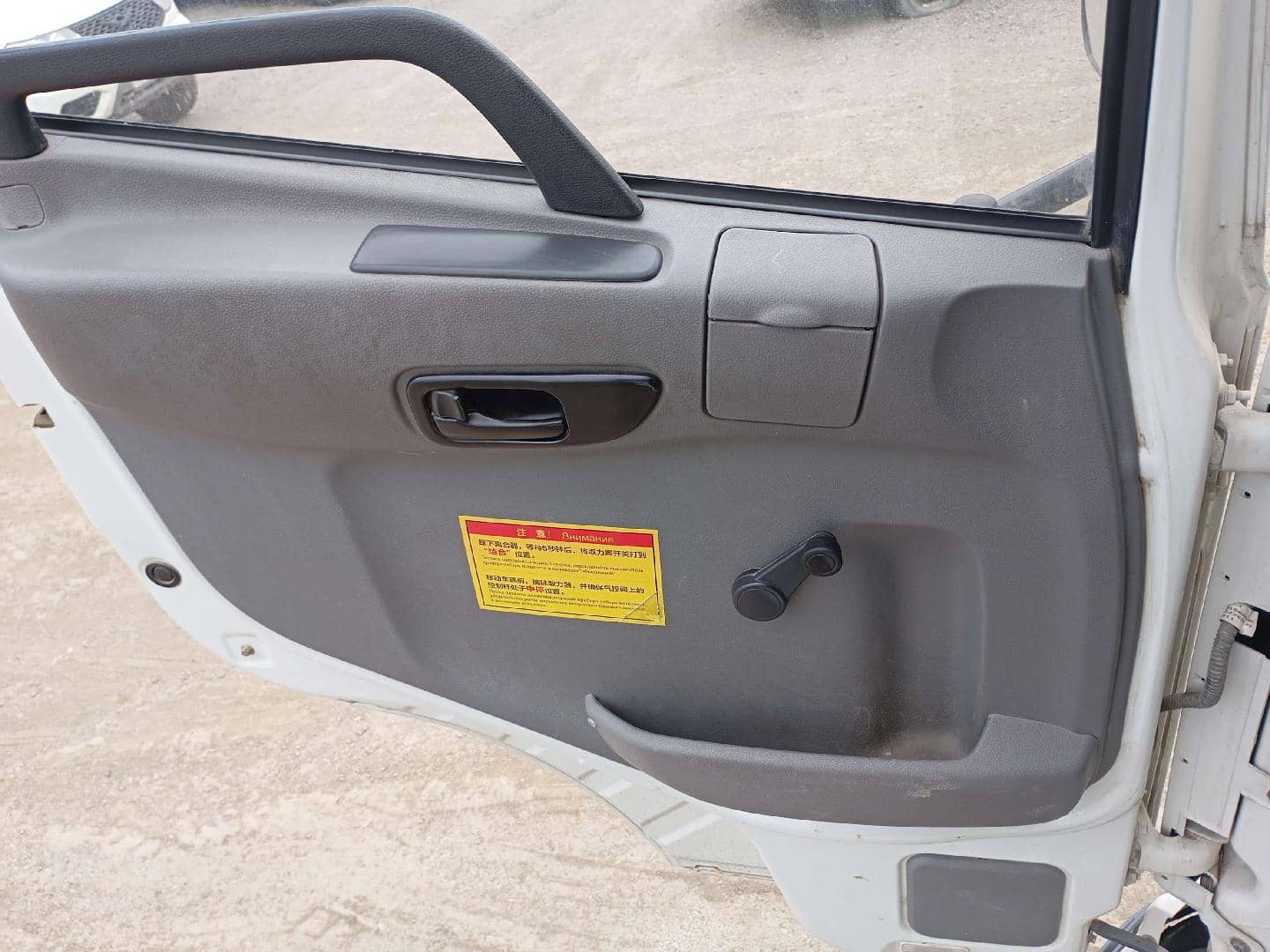 DongFeng DFH 3440 A 80 8x4,  140 518 км, 2023 года в лизинг