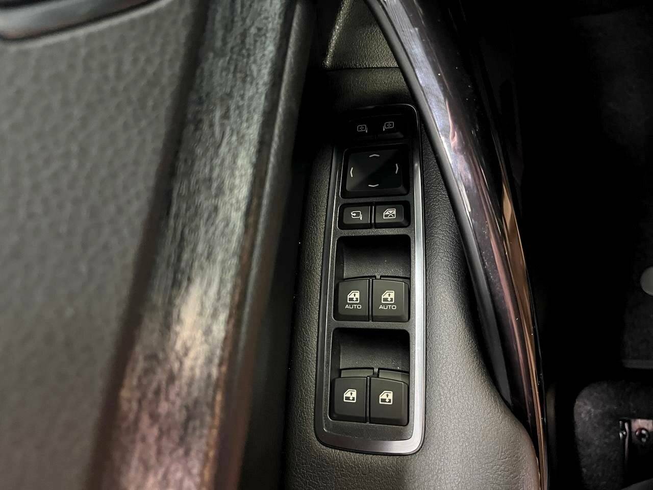 Lada Aura 1.8 CVT 2WD Status