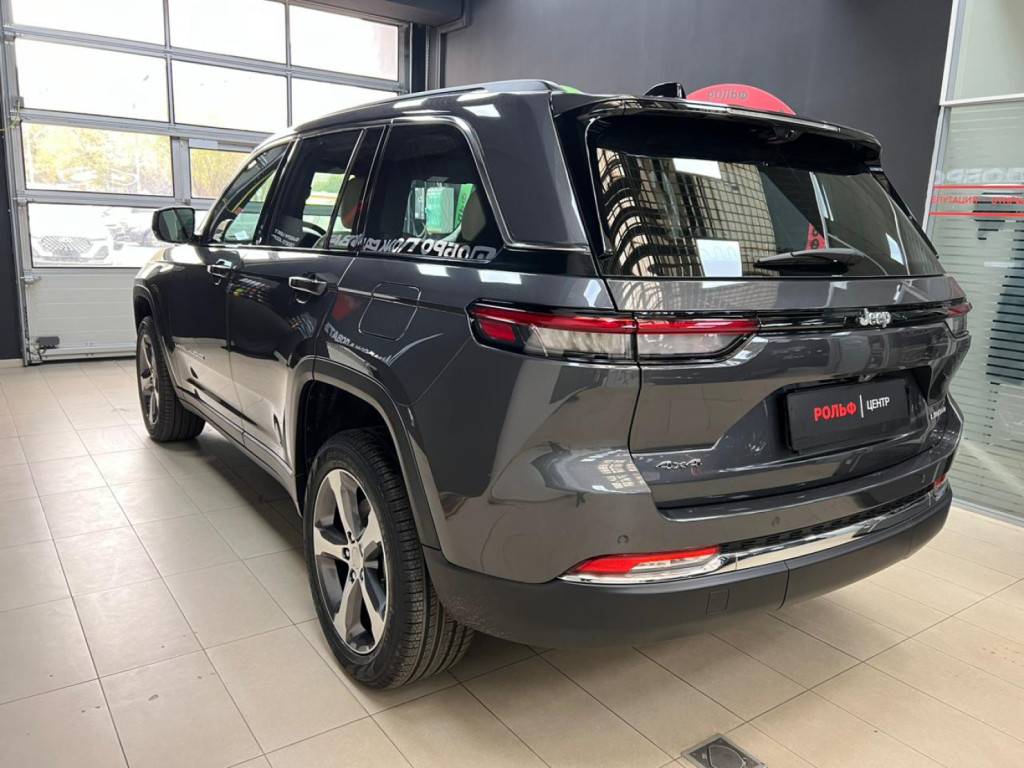 Jeep Grand Cherokee Limited 2.0 AT 4WD