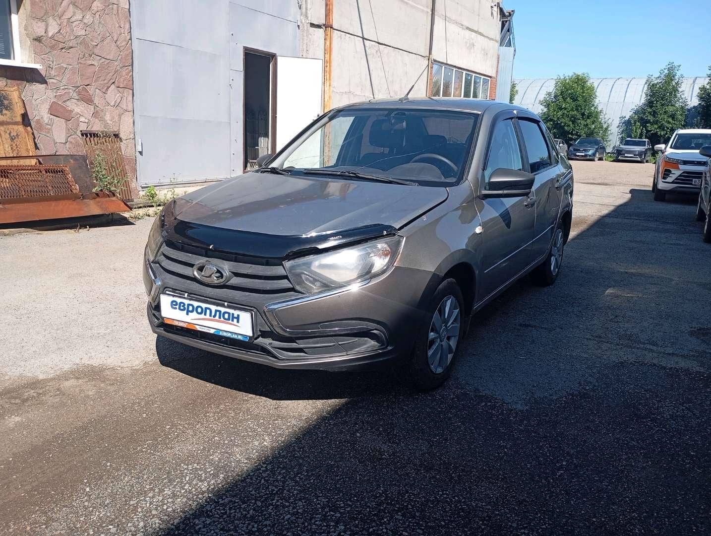 Lada Granta седан,  268 423 км, 2021 года в лизинг