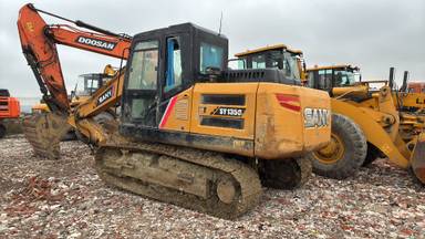 SANY SY135C